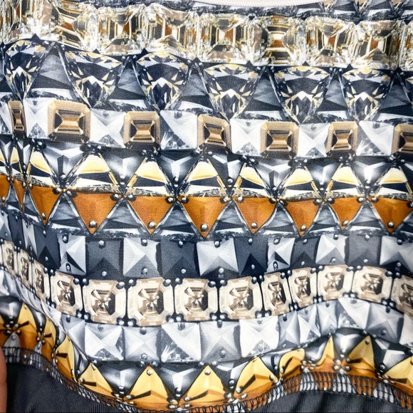 Jewel Pattern Print Racerback Sports Bra - Picture 3 of 6